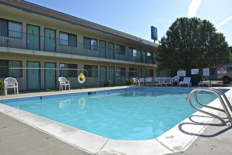 Motel 6-Pueblo, Co - I-25 Buitenkant foto