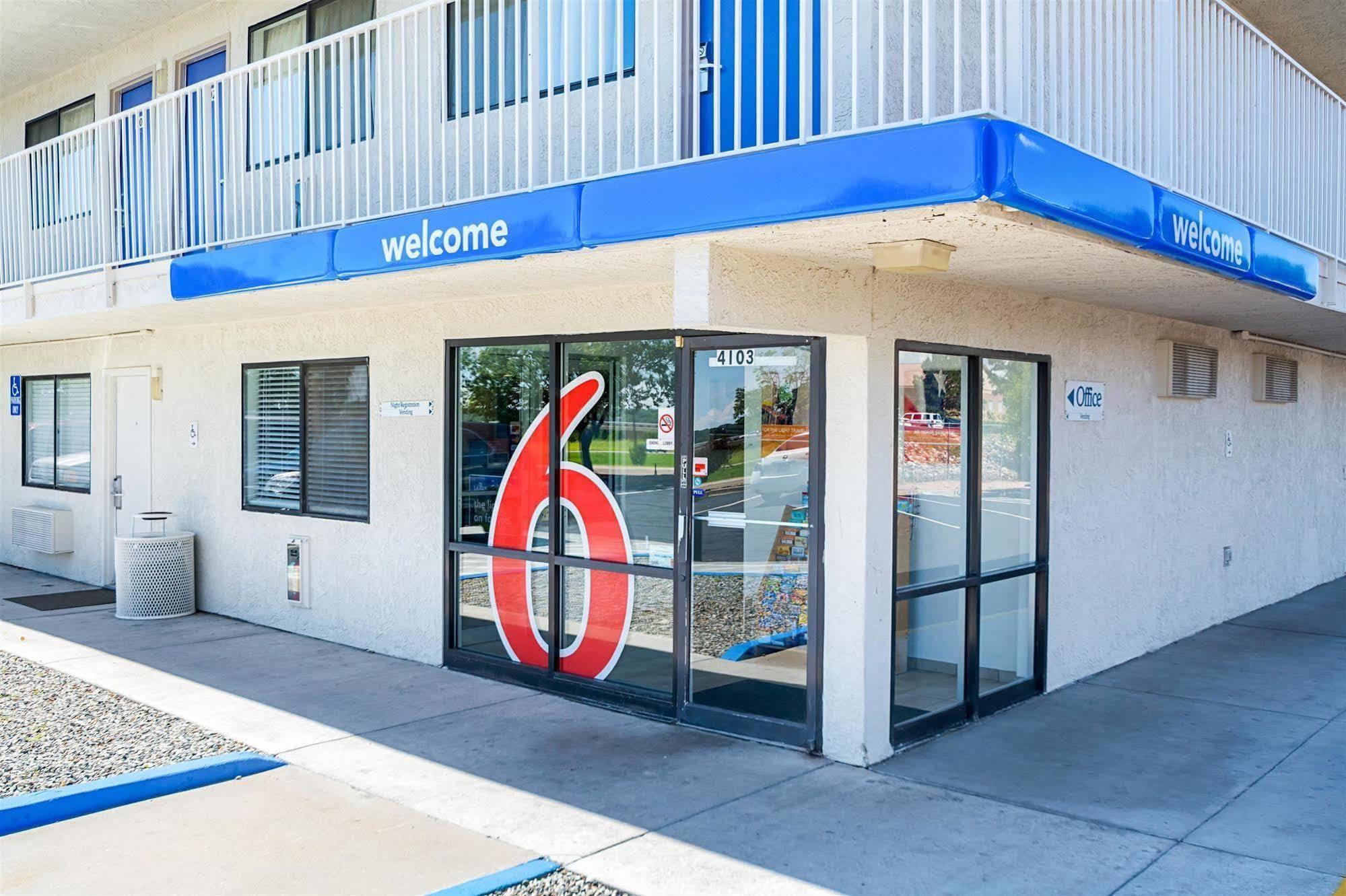Motel 6-Pueblo, Co - I-25 Buitenkant foto